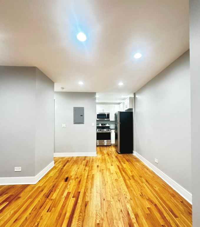 W Lunt Ave & N Sheridan Rd - Photo 3 of 7