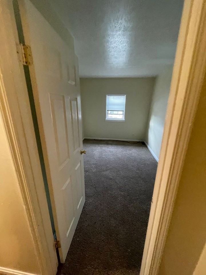 Peabody Lane - Photo 7 of 11