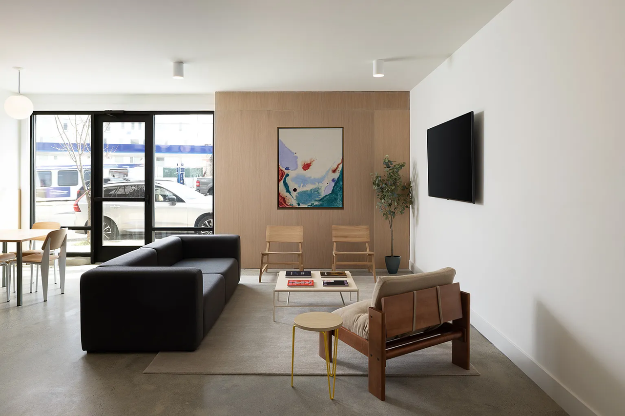 2654 Coral St - Photo 6 of 50