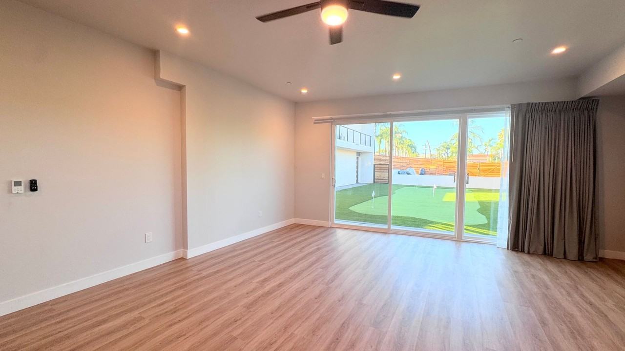 139-41 Almond St. - Photo 5 of 25