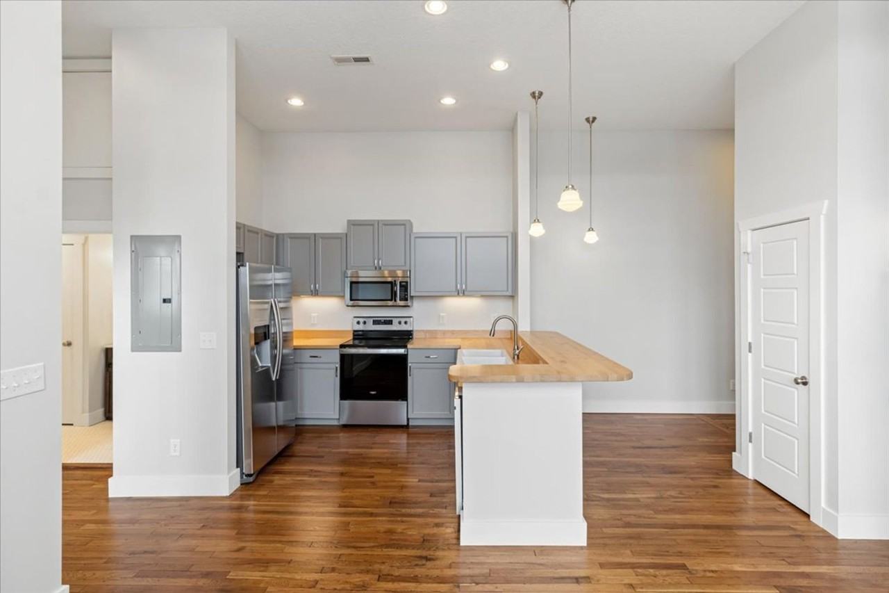 Cornerstone on Bailey - Photo 7 of 50