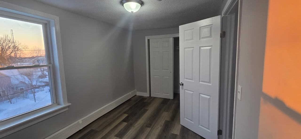 175 Fifth St - Photo 7 of 10