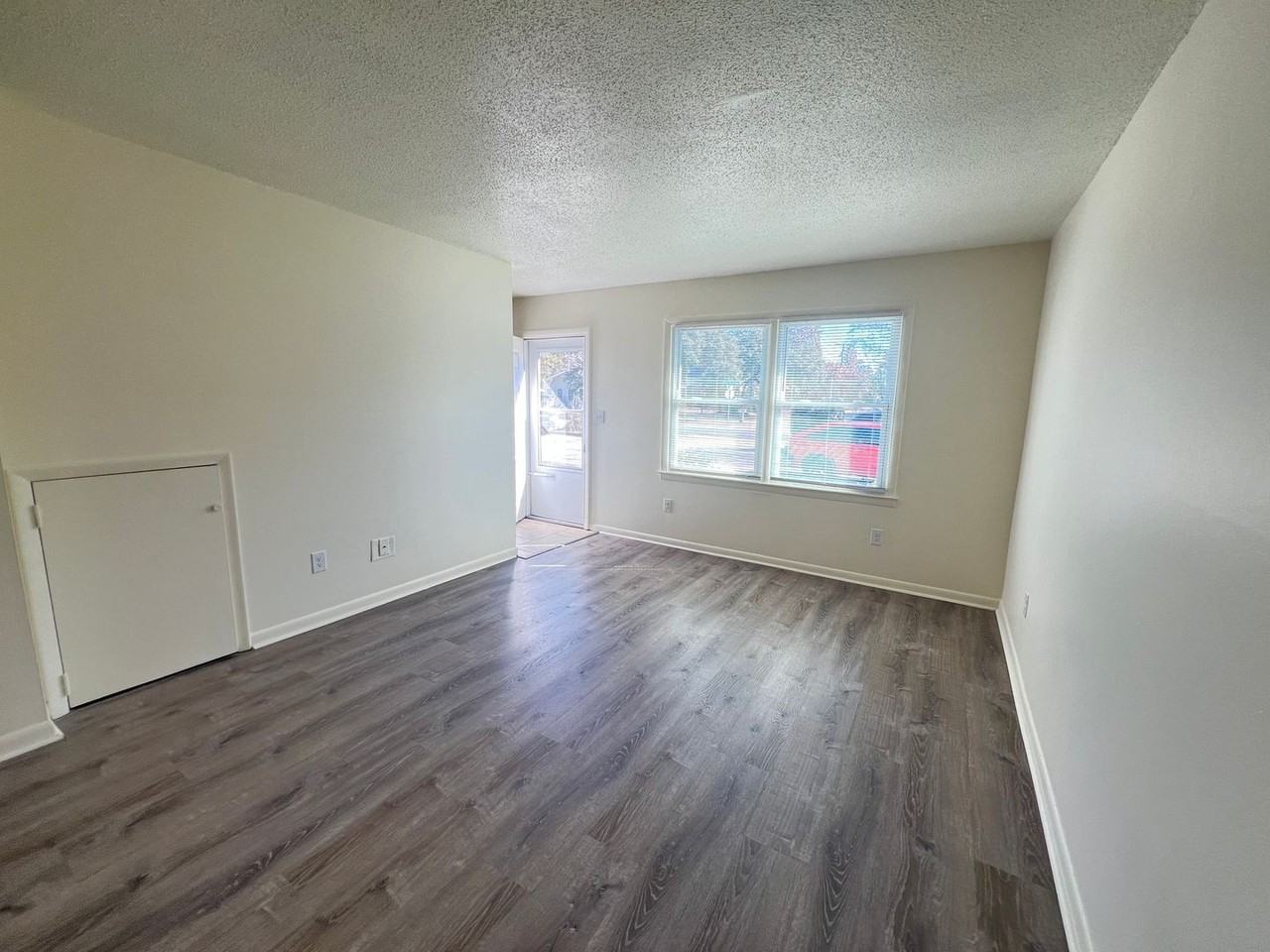 4805 Little River Rd - Photo 5 of 16