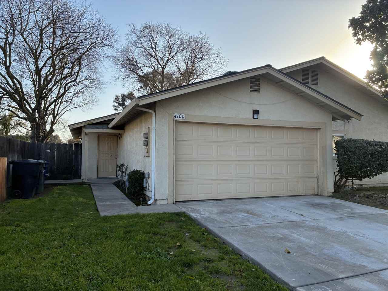 4100 Fara Biundo Drive - Photo 2 of 12