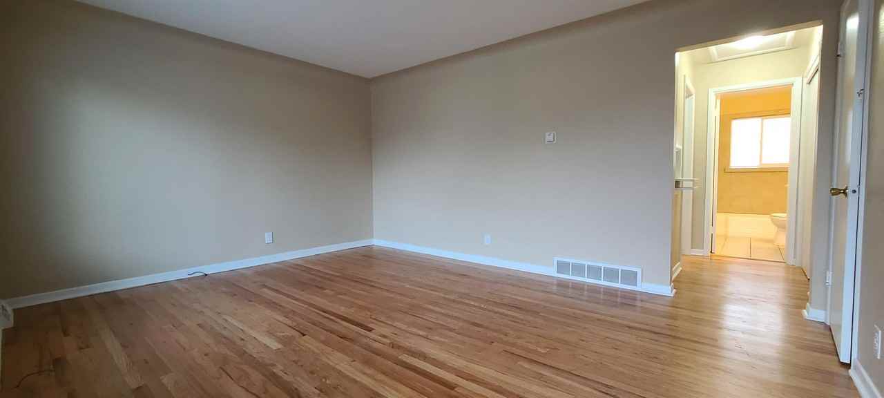 6415 East 36th Avenue - Photo 3 of 14