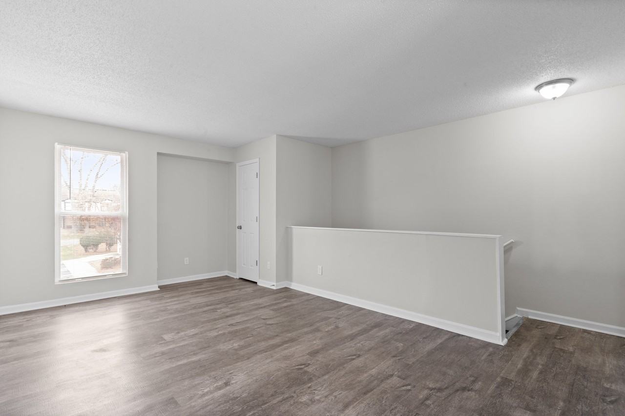 Lansdale Crossing Apartments - Photo 6 of 38