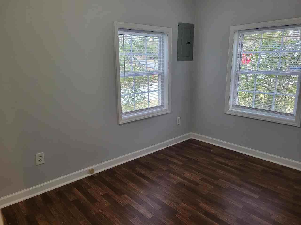 Broad Creek Loop 611 B - Photo 6 of 7