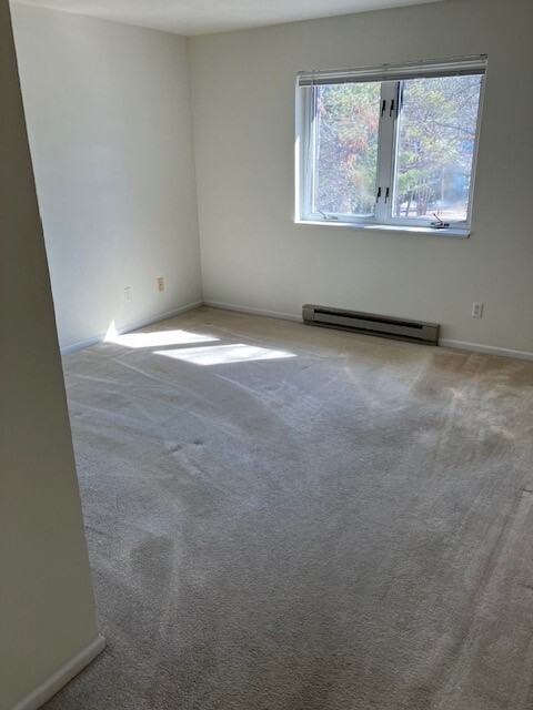 385 Cross Street - Photo 4 of 8