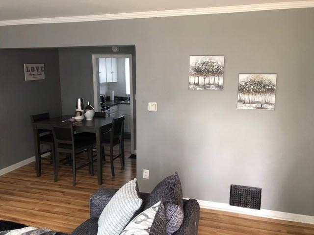 Colonial Village Apartments - Photo 4 of 39