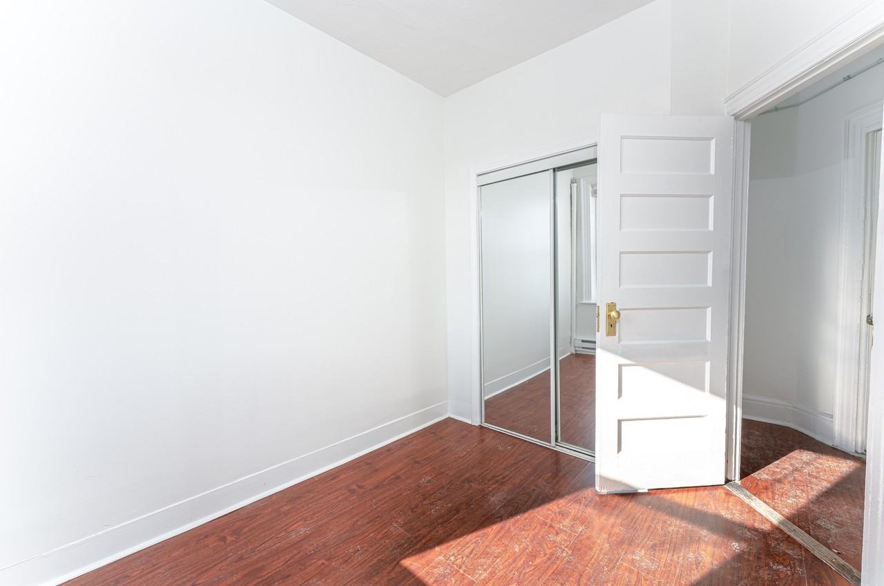 35 Butler Avenue - Photo 7 of 19