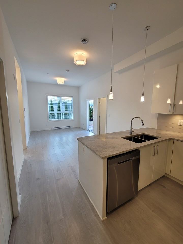 20362 72B Avenue #103 - Photo 2 of 12