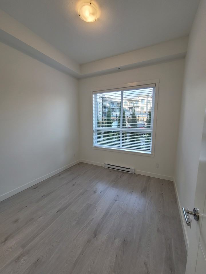 20362 72B Avenue #103 - Photo 4 of 12