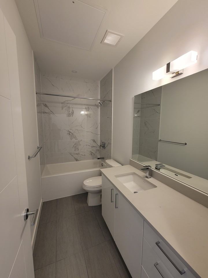 20362 72B Avenue #103 - Photo 5 of 12