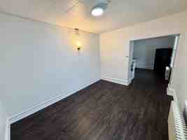 featured image of 17 Murray St