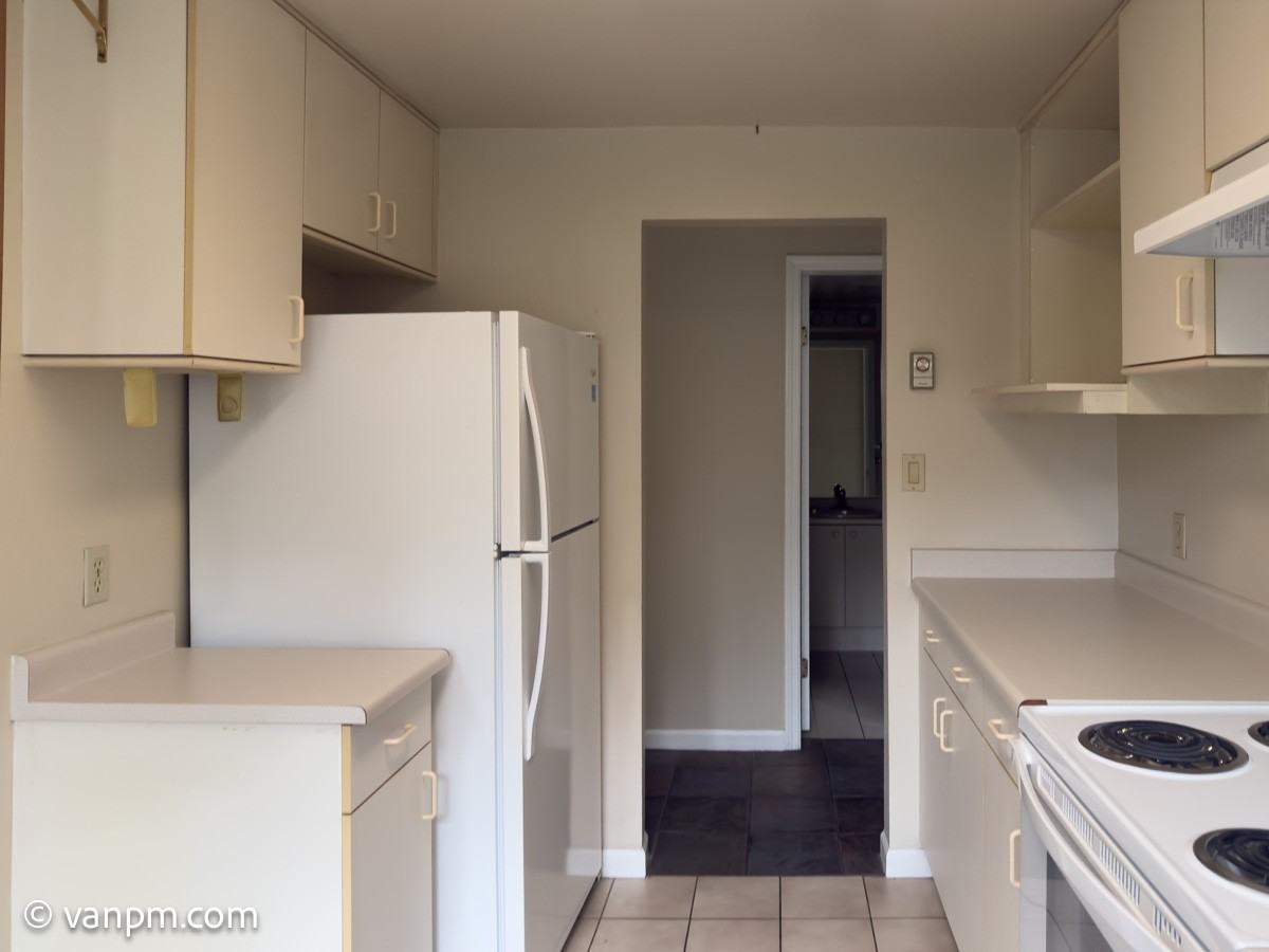 6152 Kathleen Avenue #103 - Photo 6 of 23