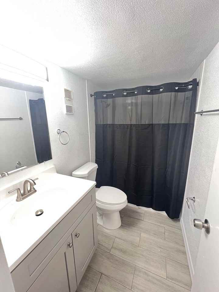 Park 62 Apartments - Photo 5 of 23