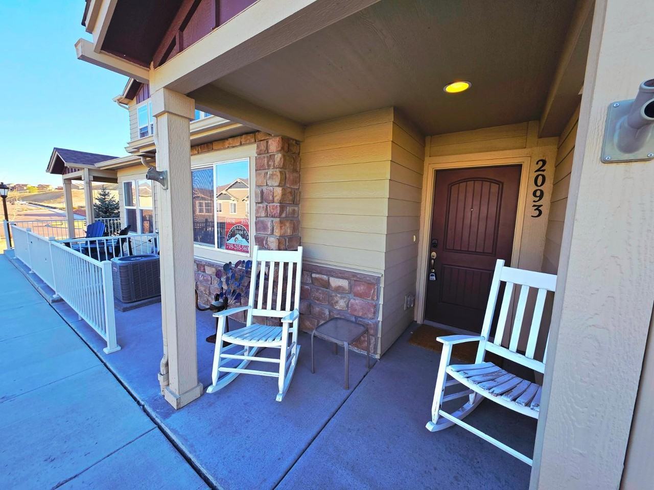 2093 Birmingham Loop - Photo 2 of 25