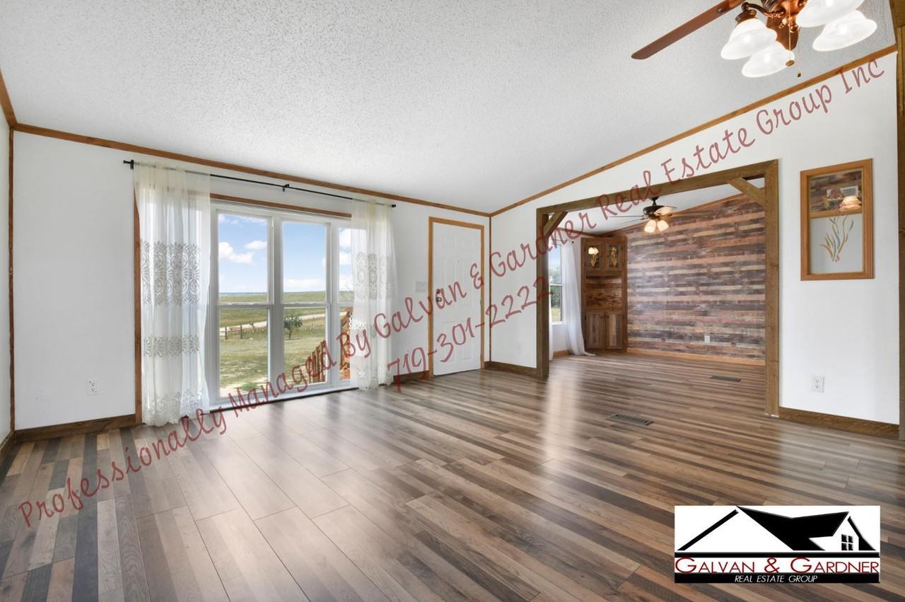 19250 Ramrod Dr - Photo 3 of 26