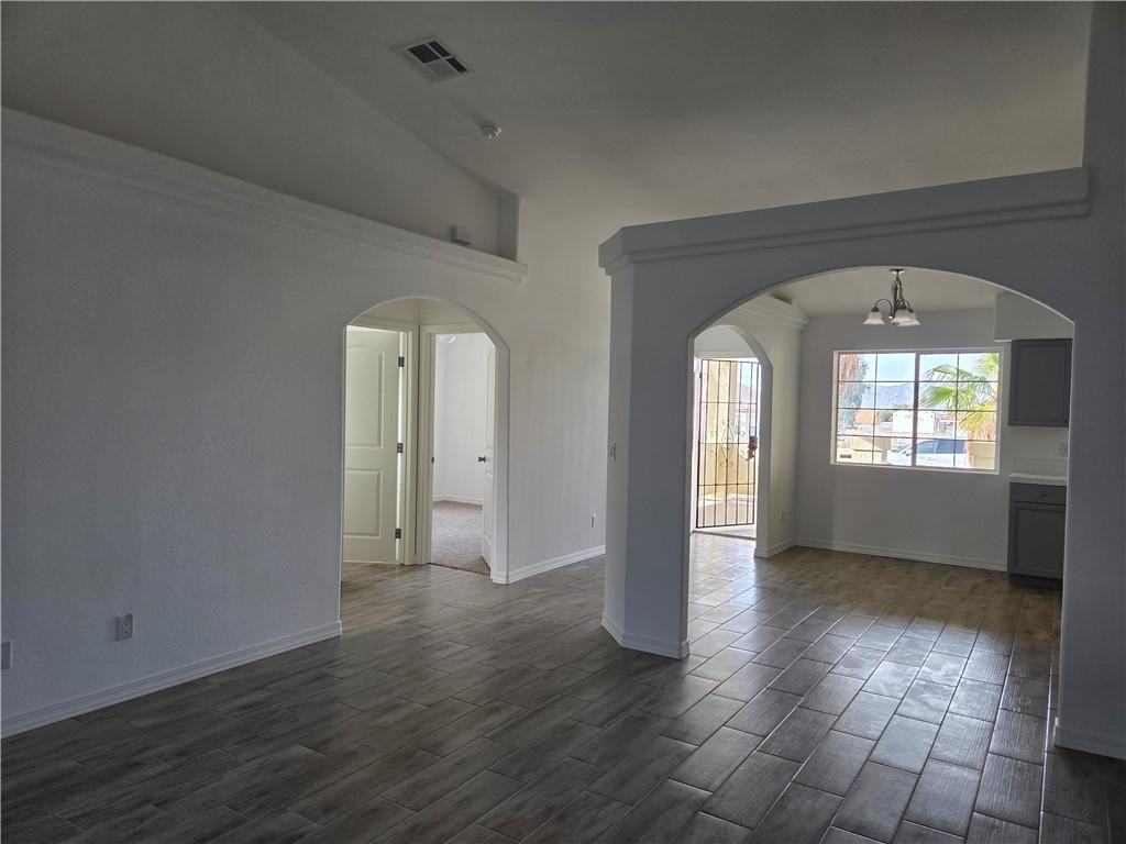 5386 S Tierra Linda Dr - Photo 3 of 11