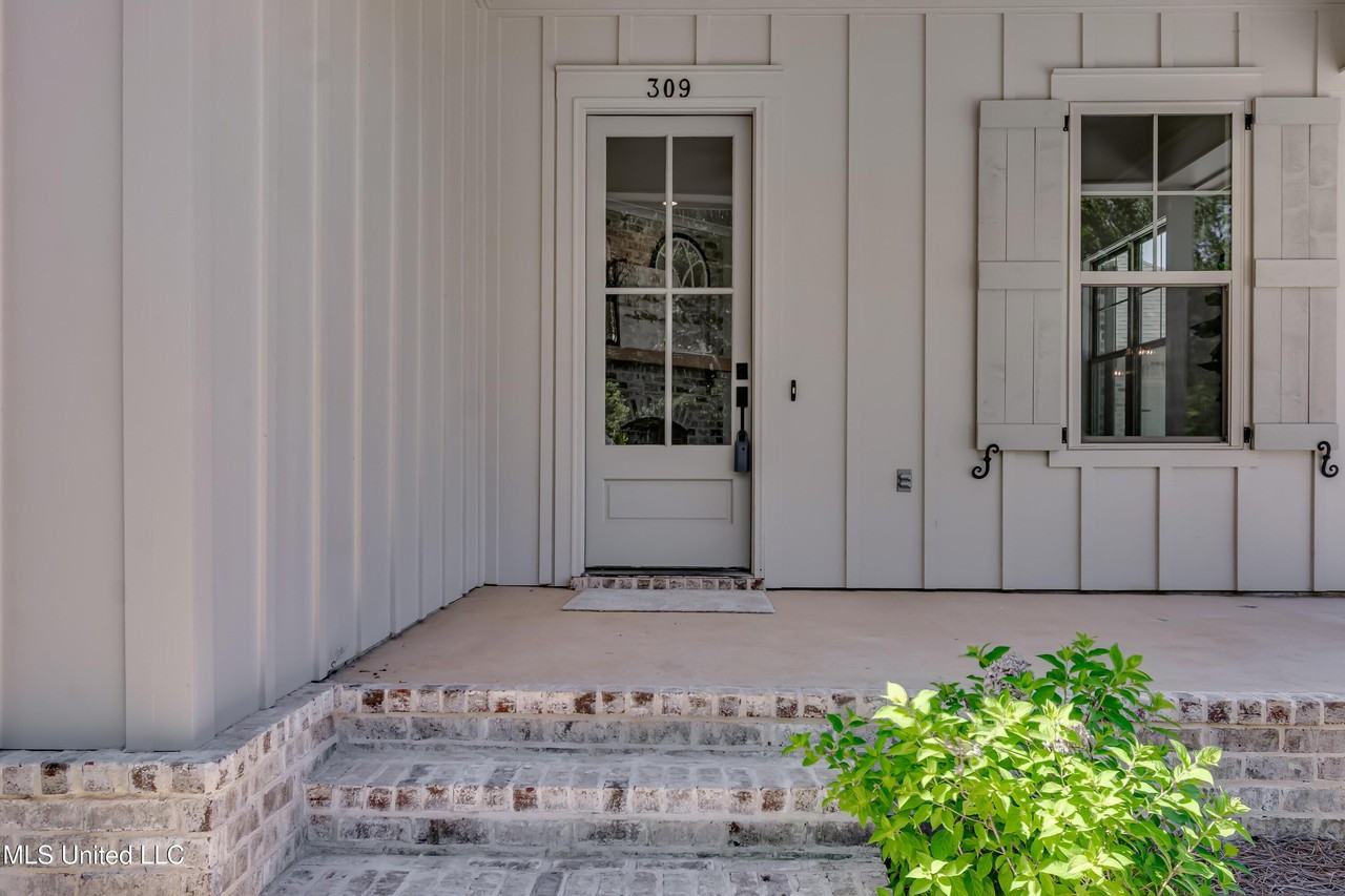 309 Celadon Way - Photo 6 of 50