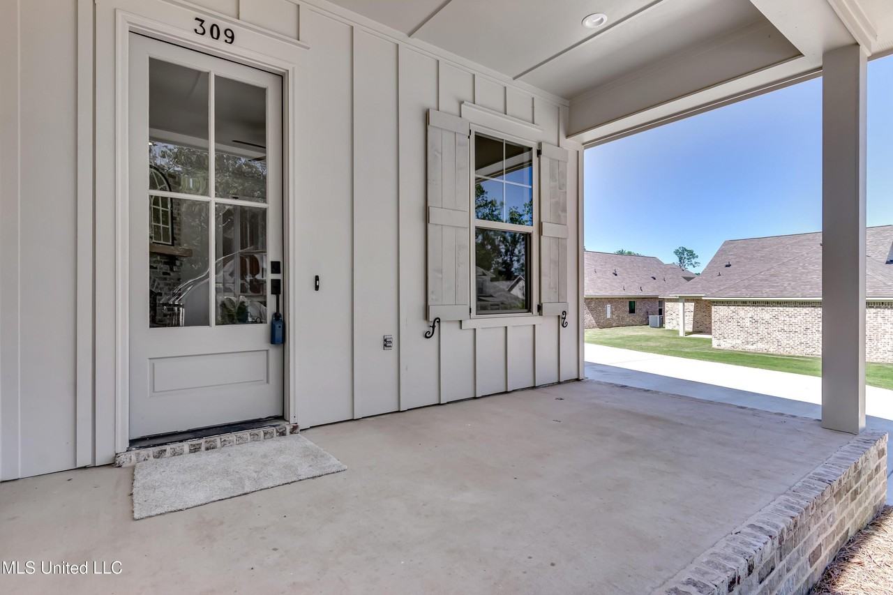 309 Celadon Way - Photo 7 of 50