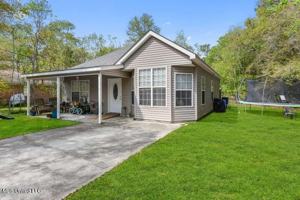 featured image of 6118 E Benton St