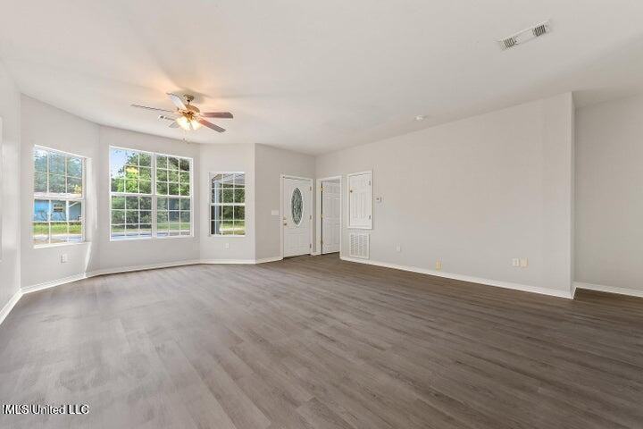 6118 E Benton St - Photo 2 of 19