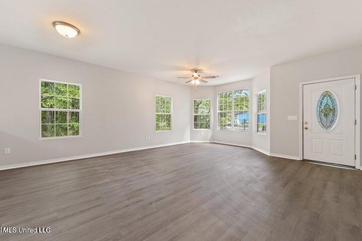 6118 E Benton St - Photo 3 of 19