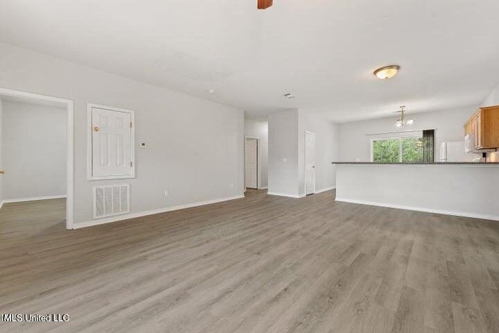 6118 E Benton St - Photo 5 of 19