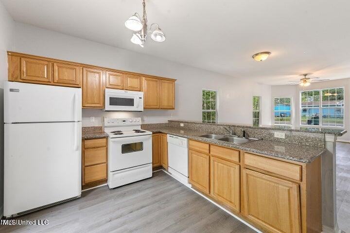 6118 E Benton St - Photo 7 of 19