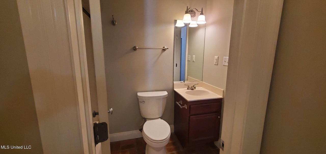 2556 Marcia Ct - Photo 6 of 15