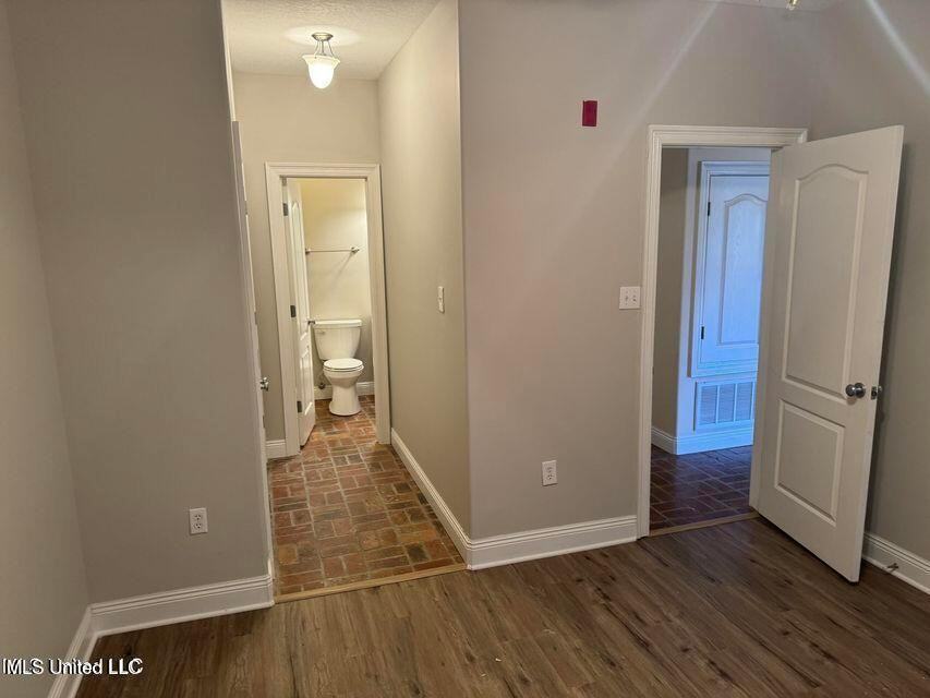 2556 Marcia Ct - Photo 7 of 15