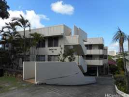 featured image of 1812 Puowaina Dr #301