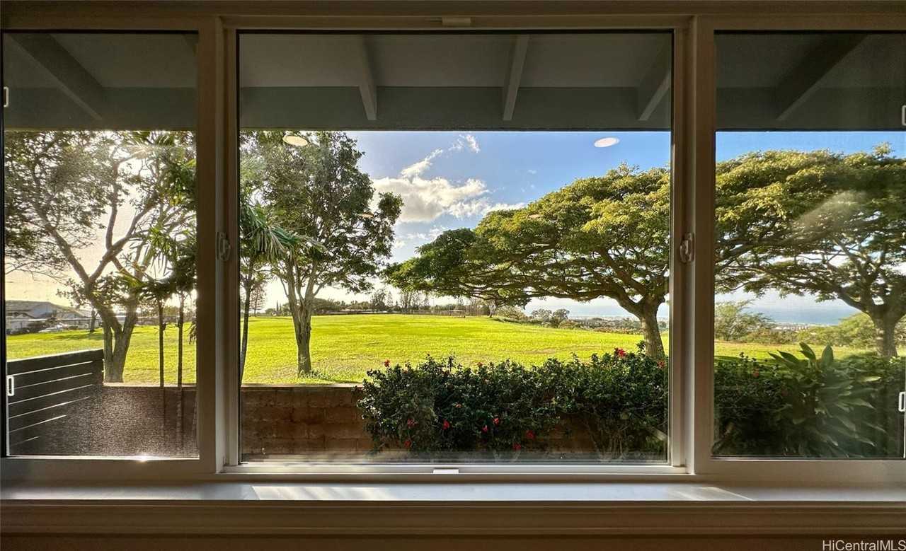 92-1267 Hoike Pl - Photo 2 of 10