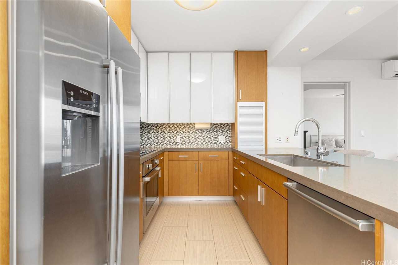 600 Ala Moana Blvd #2407 - Photo 7 of 25