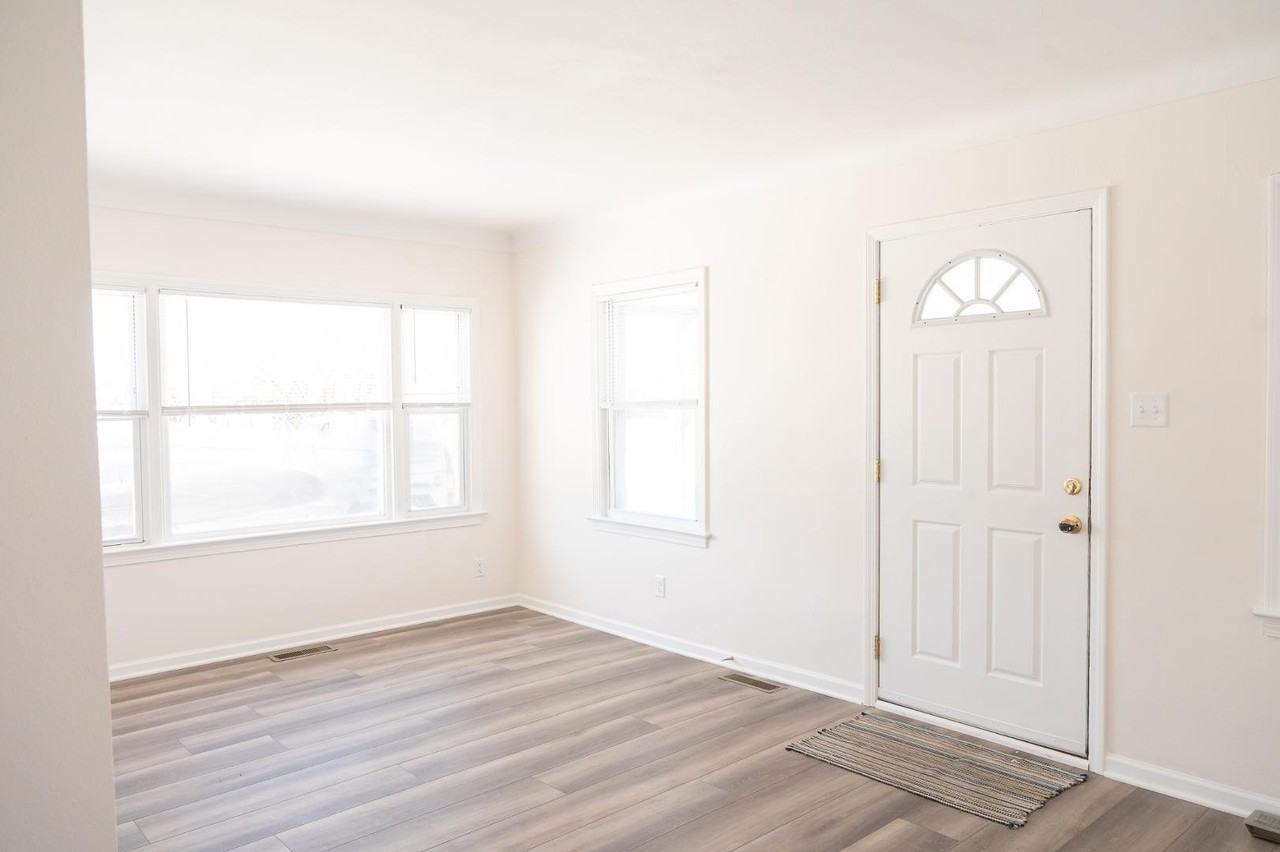 2642 124th St - Photo 6 of 19