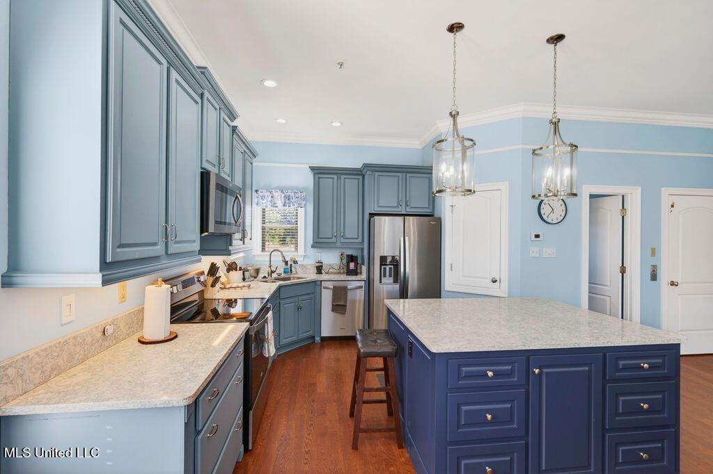 7 Oak Alley Ln - Photo 4 of 32