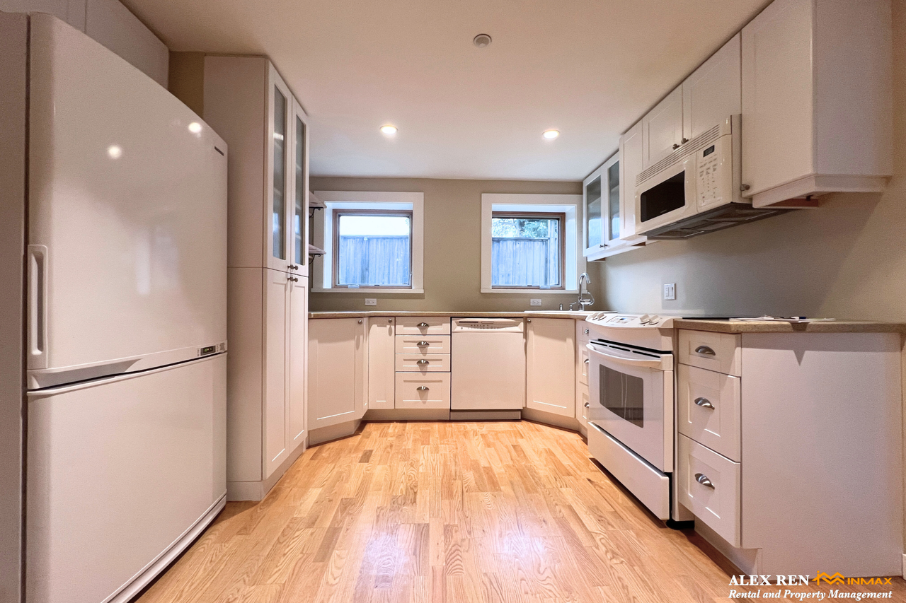 Carnarvon Street - Photo 2 of 12