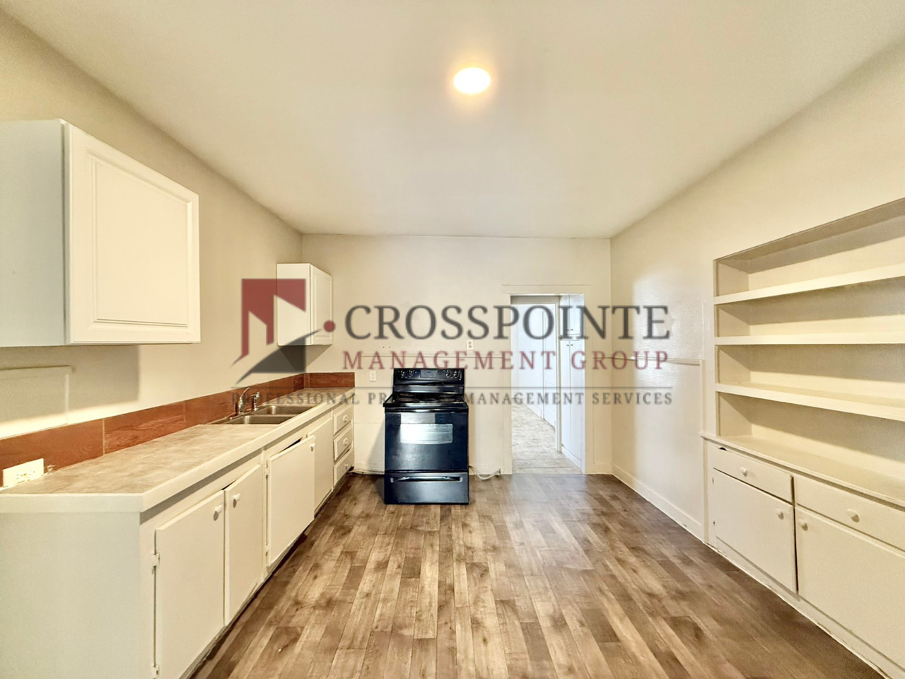 Bow St Triplex - Photo 5 of 25