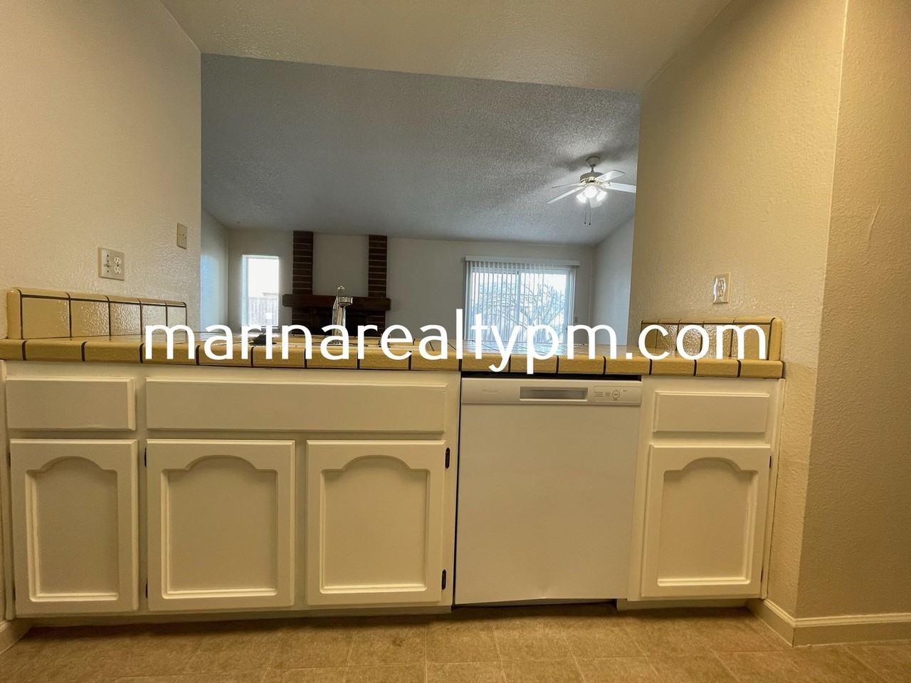 613 Kinglet St - Photo 7 of 25