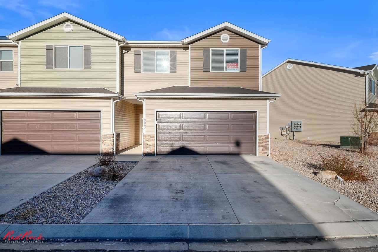 3067 N 175 E - Photo 2 of 34