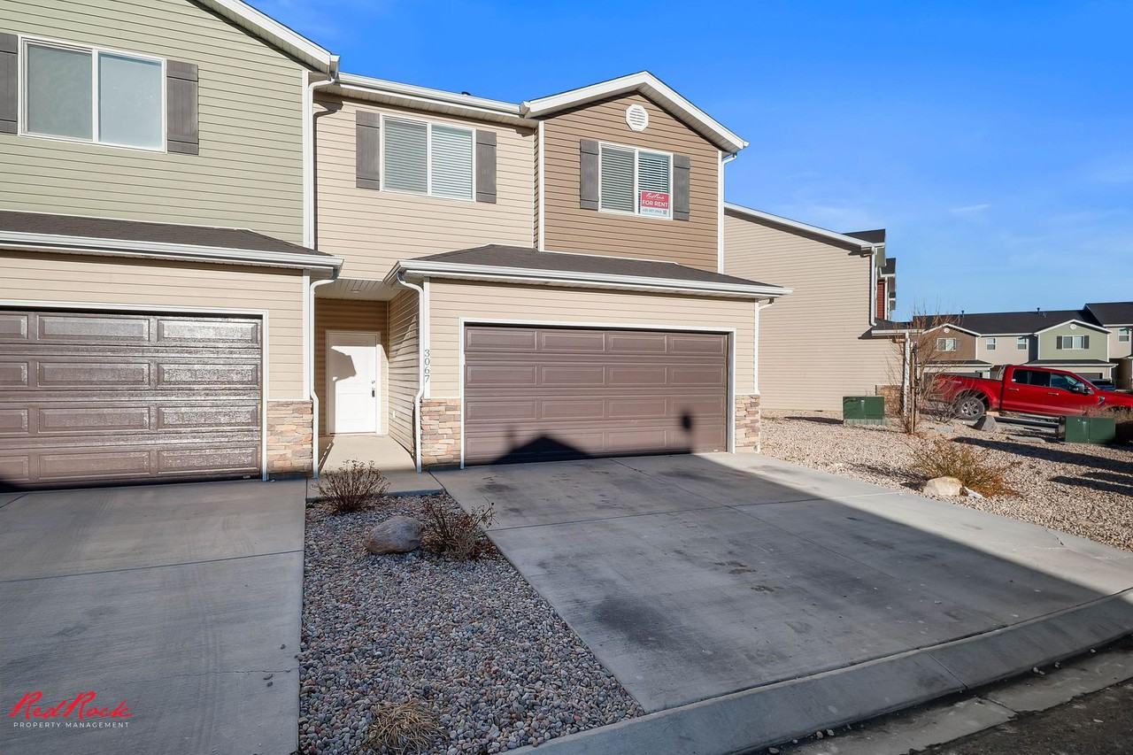 3067 N 175 E - Photo 3 of 34