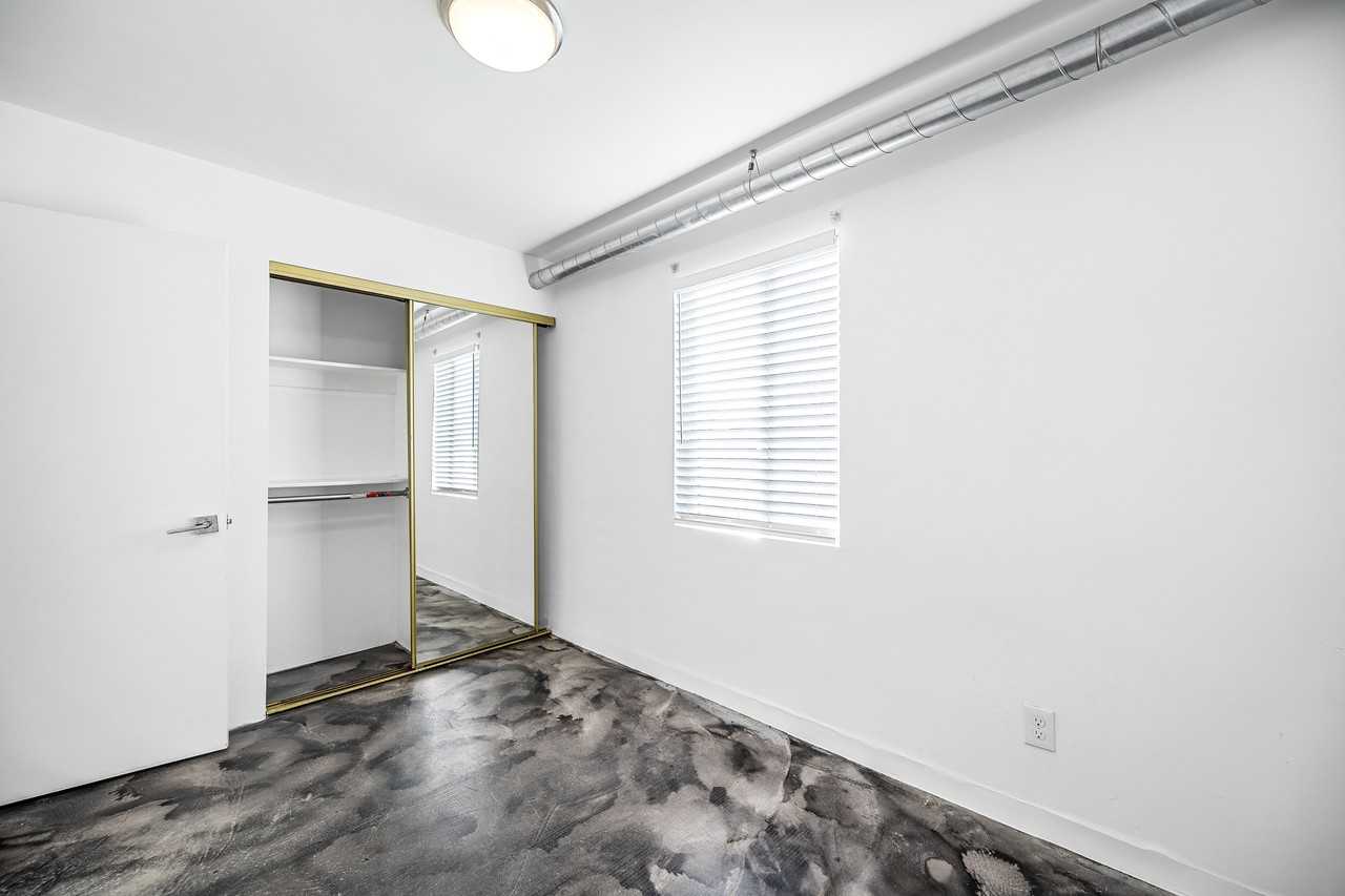 3601 North 15th Avenue #5 - Photo 6 of 13