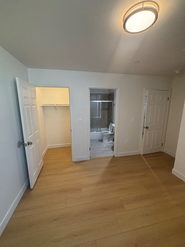 4327 Honduras Street - Photo 7 of 23