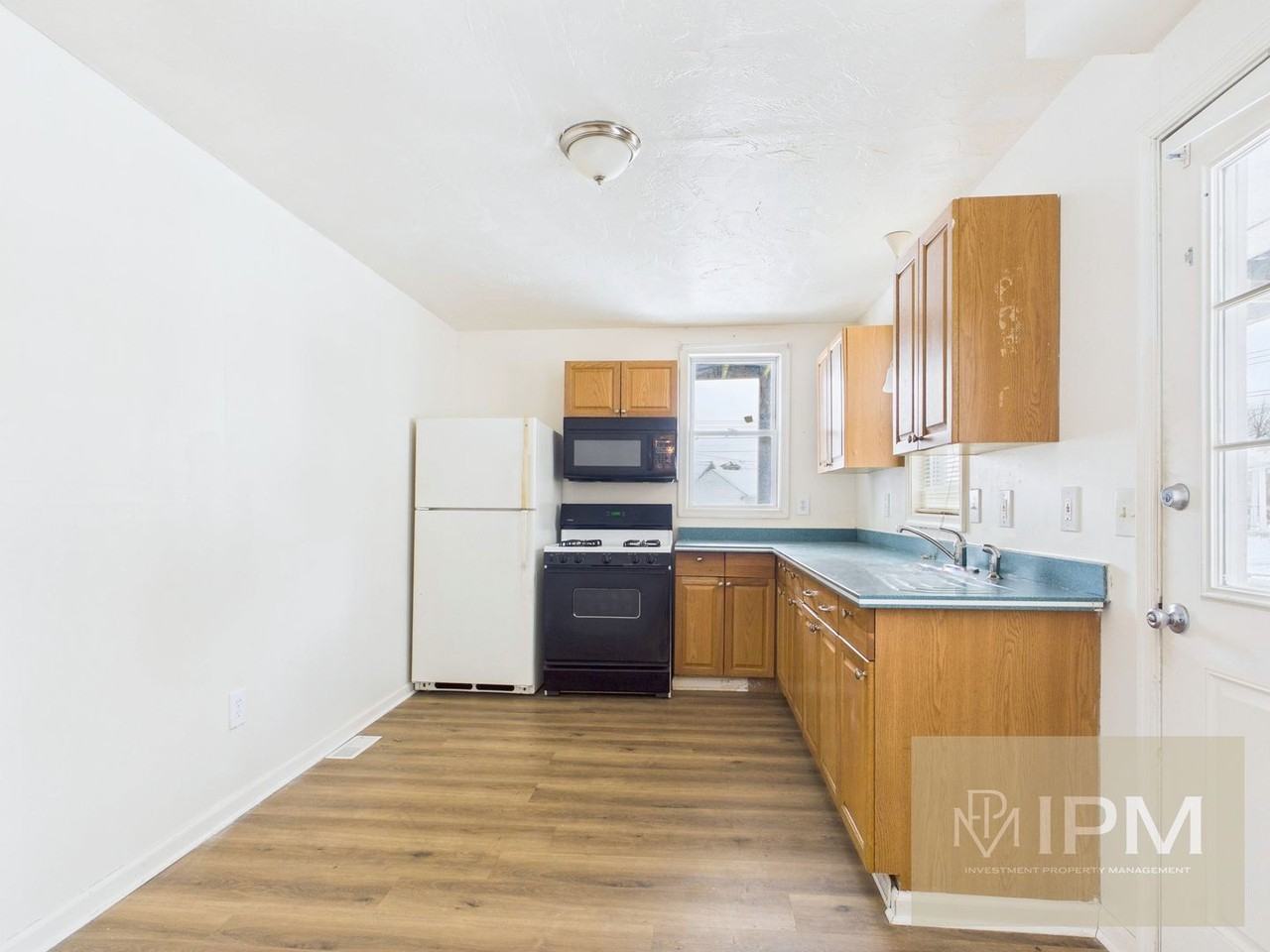 366 High St - Photo 5 of 14