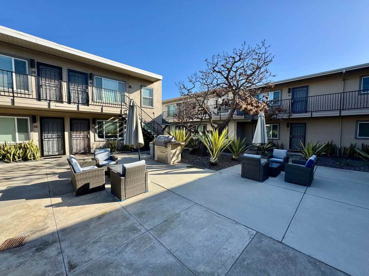 2520 Chicago St #4 - Photo 5 of 17