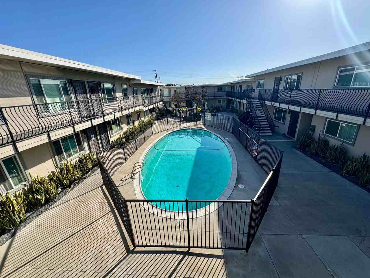 2520 Chicago St #4 - Photo 7 of 17