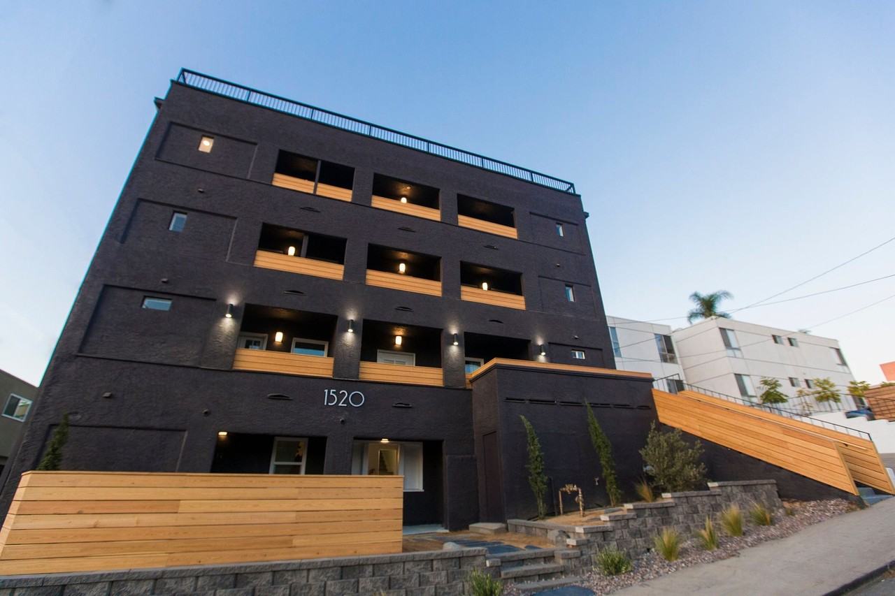 Tyler House | Live steps away from San Diego’s most vibrant neighborhood! - Photo 2 of 11