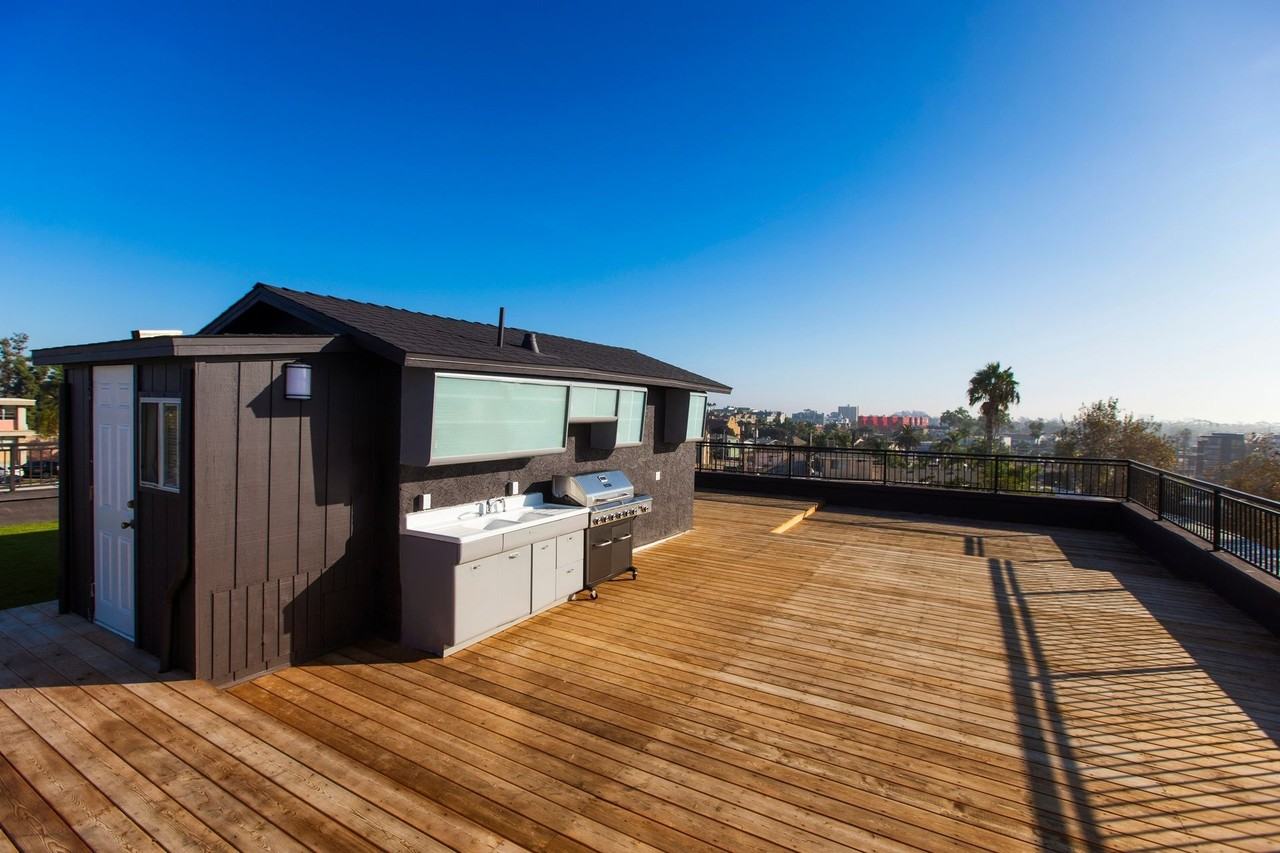 Tyler House | Live steps away from San Diego’s most vibrant neighborhood! - Photo 4 of 11