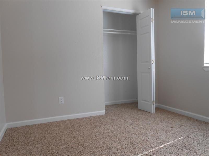 Parkside Apartments - Photo 7 of 9